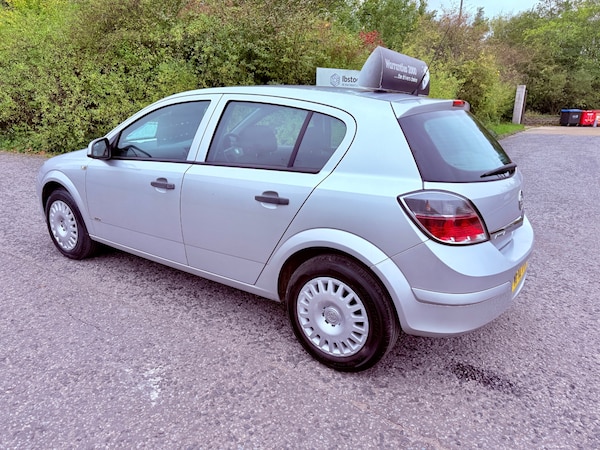 Used Vauxhall Astra 2010 for sale - 76250790: Photo 9