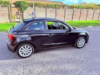 Used Audi A1 2013 for sale - 77057025: Photo