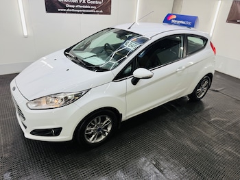 Used Ford Fiesta 2015 for sale - 79547701: Photo