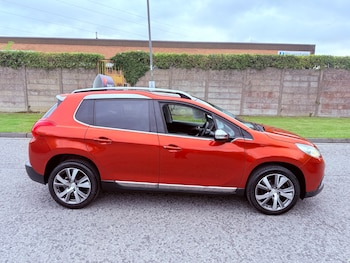 Used Peugeot 2008 2015 for sale - 76004662: Photo 2