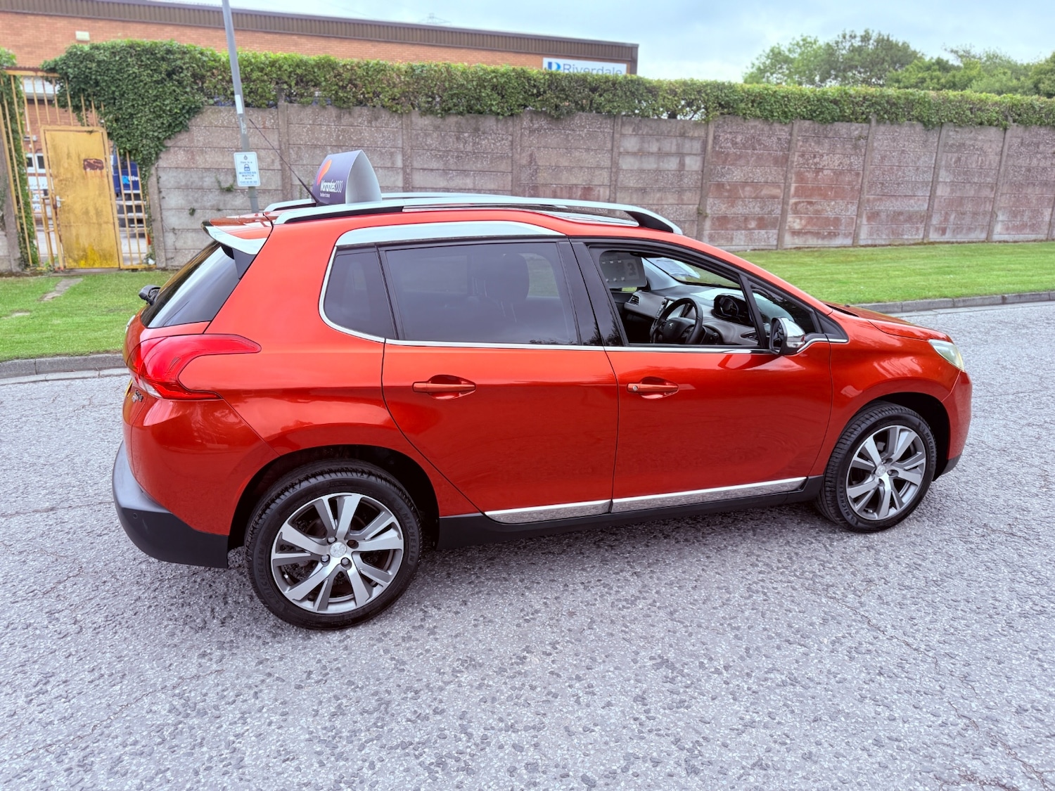Used Peugeot 2008 2015 for sale - 76004662: Photo 3