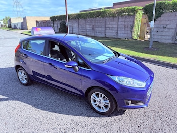Used Ford Fiesta 2015 for sale - 75754906: Photo