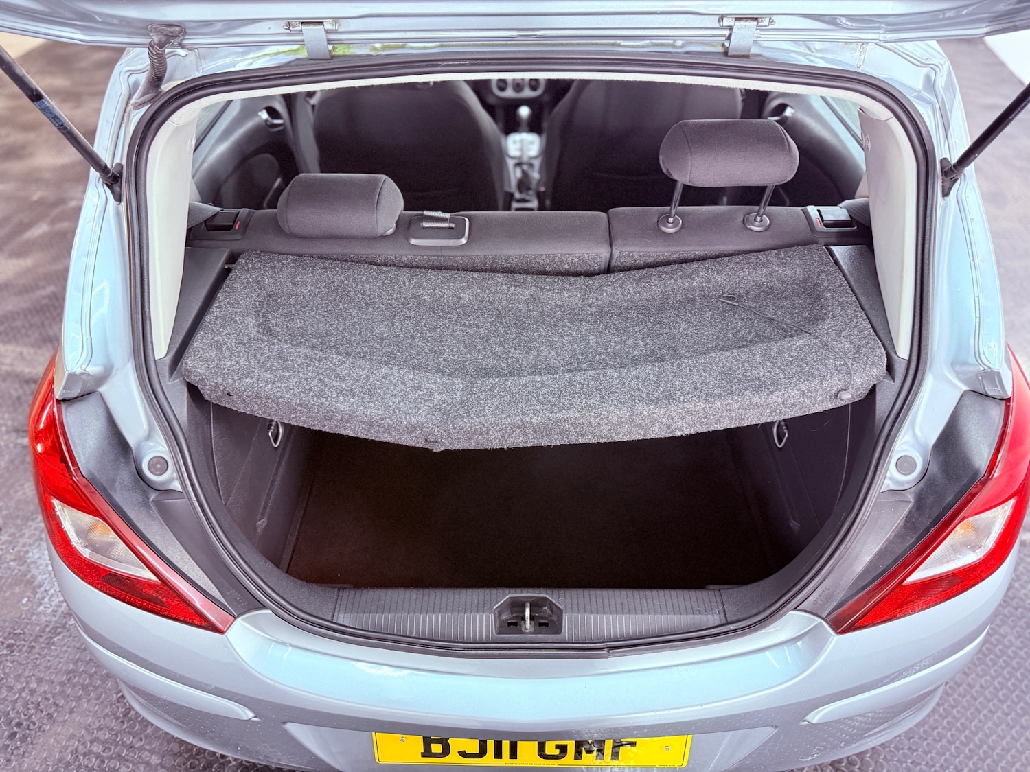 Used Vauxhall Corsa 2011 for sale - 76780075: Photo 19