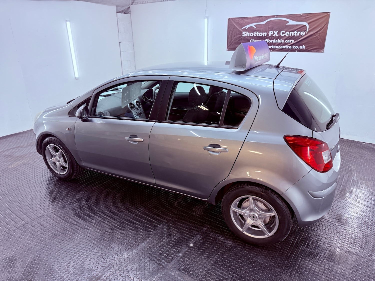 Used Vauxhall Corsa 2011 for sale - 76780075: Photo 3
