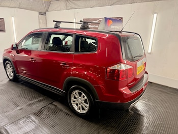 Used Chevrolet Orlando 2011 for sale - 78970761: Photo