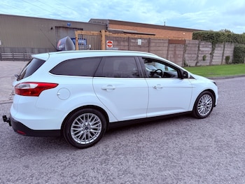 Used Ford Focus 2014 for sale - 76193270: Photo