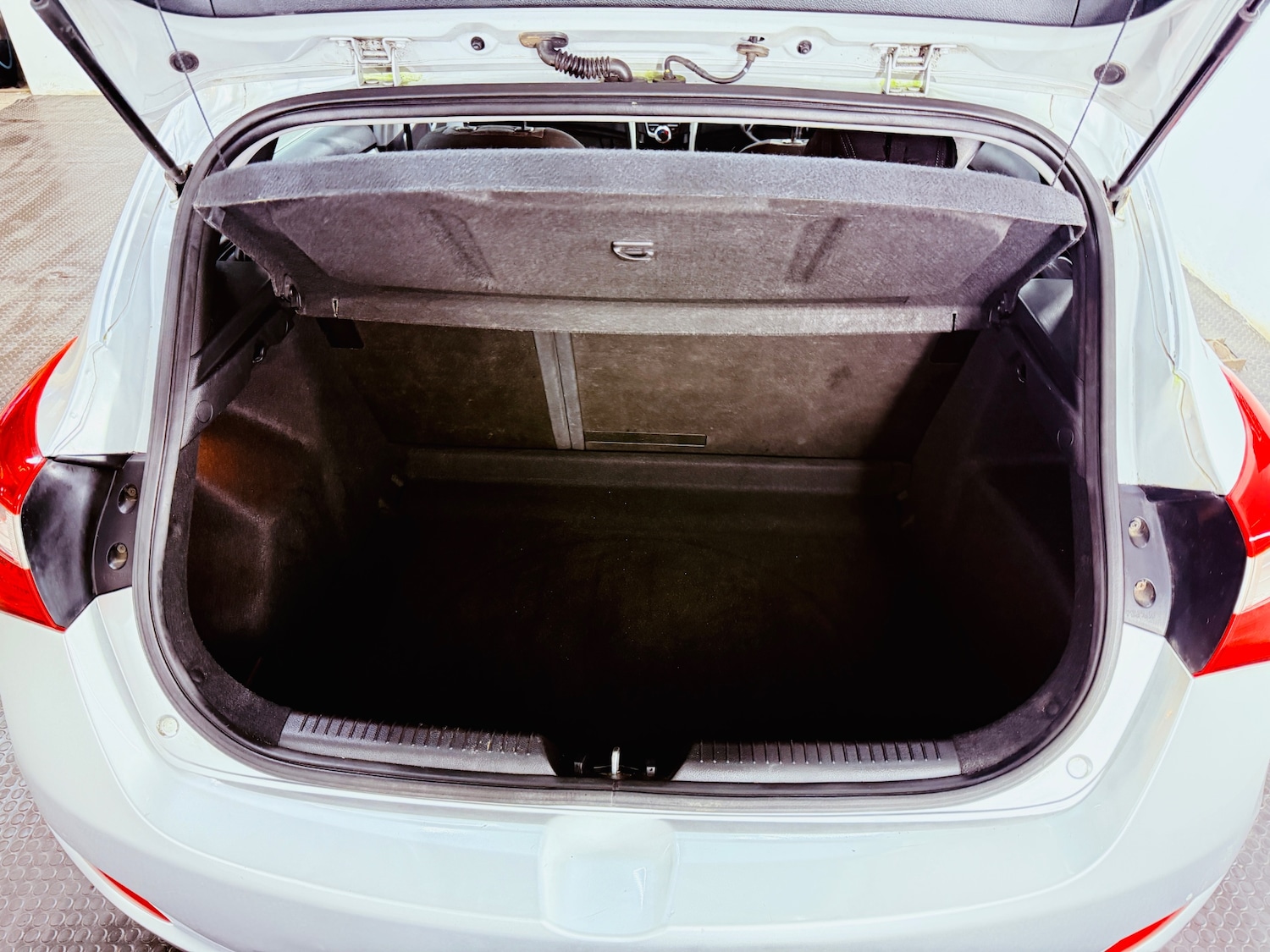 Used Hyundai i30 2012 for sale - 77778558: Photo 18