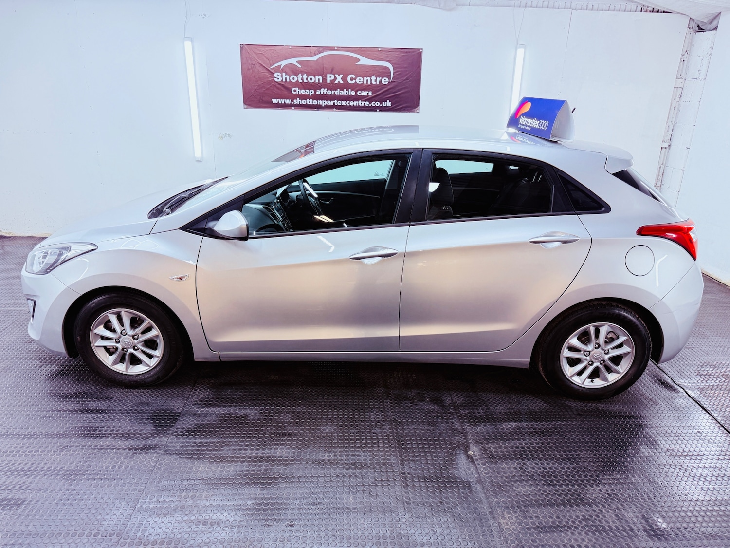 Used Hyundai i30 2012 for sale - 77778558: Photo 8