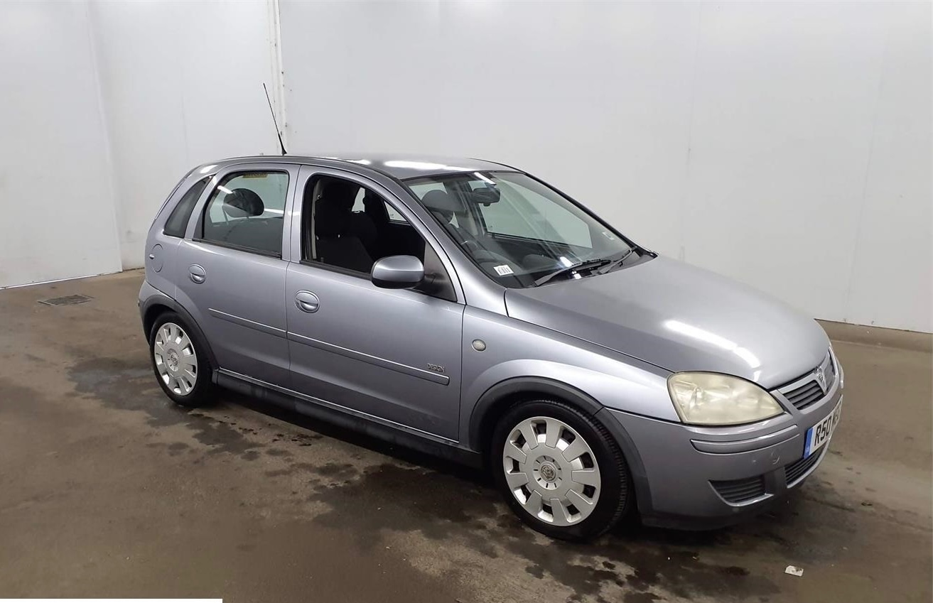 Used Vauxhall Corsa 2004 for sale - 76531365: Photo 1