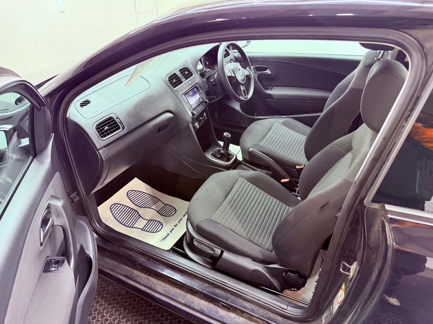 Used Volkswagen Polo 2011 for sale - 76770176: Photo 14