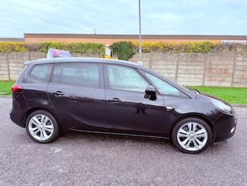 Used Vauxhall Zafira 2015 for sale - 77057015: Photo