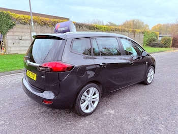 Used Vauxhall Zafira 2015 for sale - 77057015: Photo