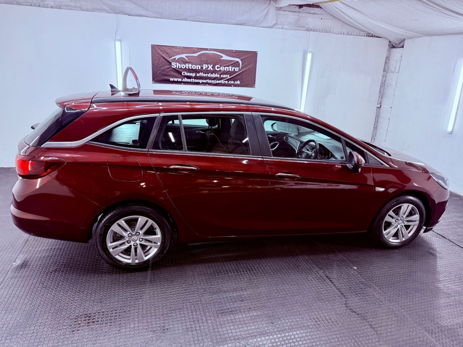 Used Vauxhall Astra 2017 for sale - 76864155: Photo 10