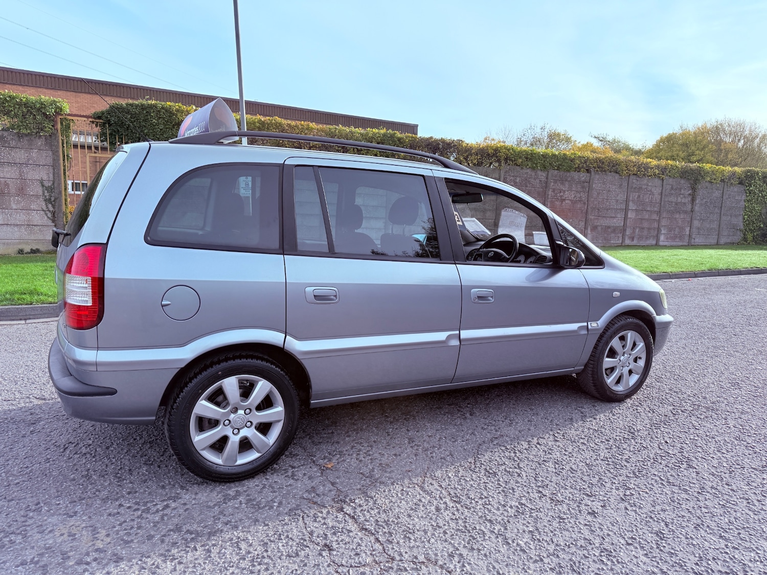Used Vauxhall Zafira 2005 for sale - 76411953: Photo 3