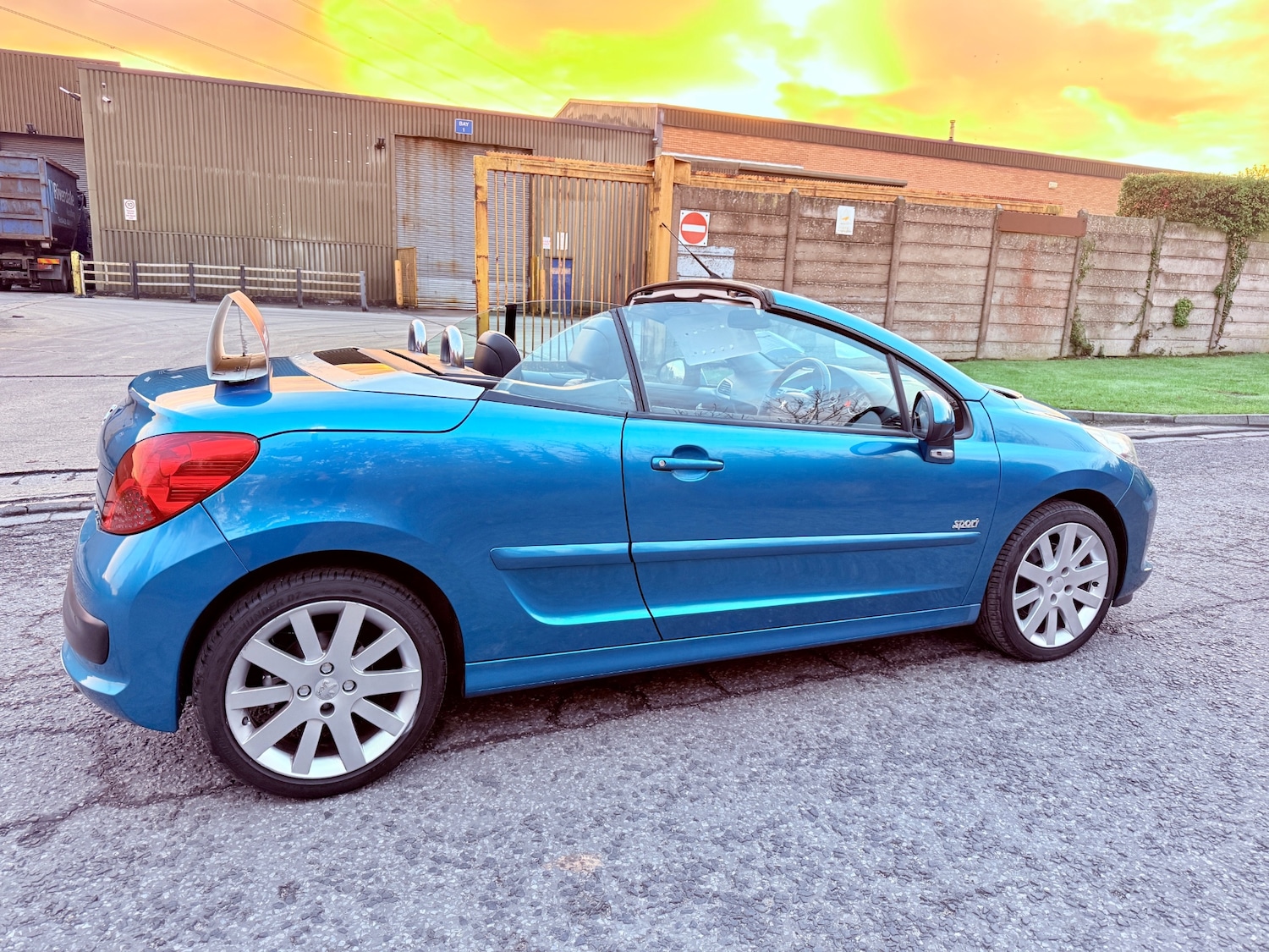 Used Peugeot 207 2008 for sale - 76320592: Photo 3