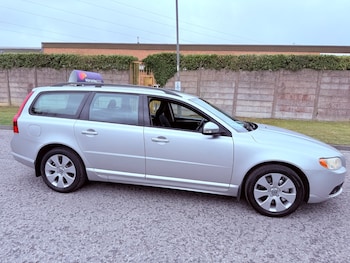 Used Volvo V70 2009 for sale - 75620276: Photo