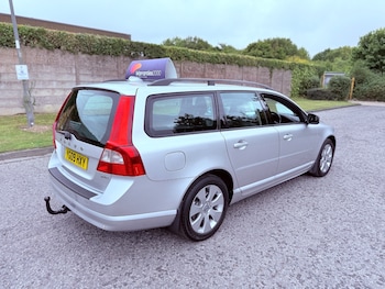 Used Volvo V70 2009 for sale - 75620276: Photo