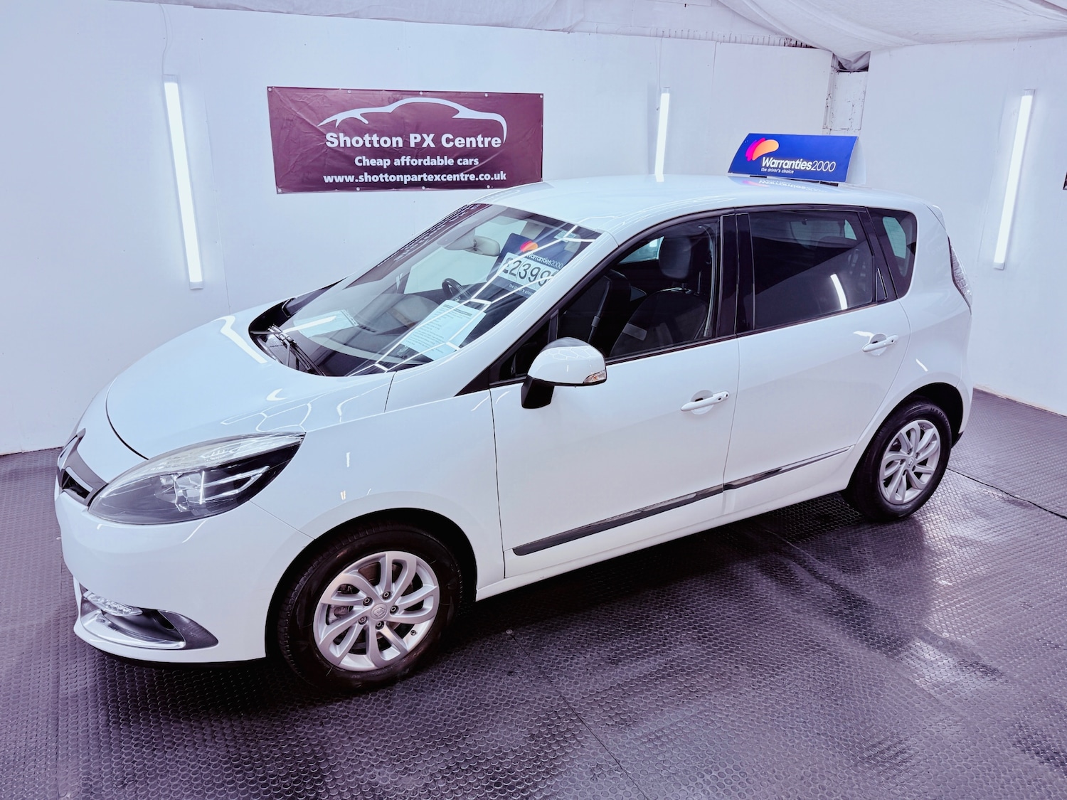 Used Renault Scenic 2015 for sale - 77282465: Photo 1