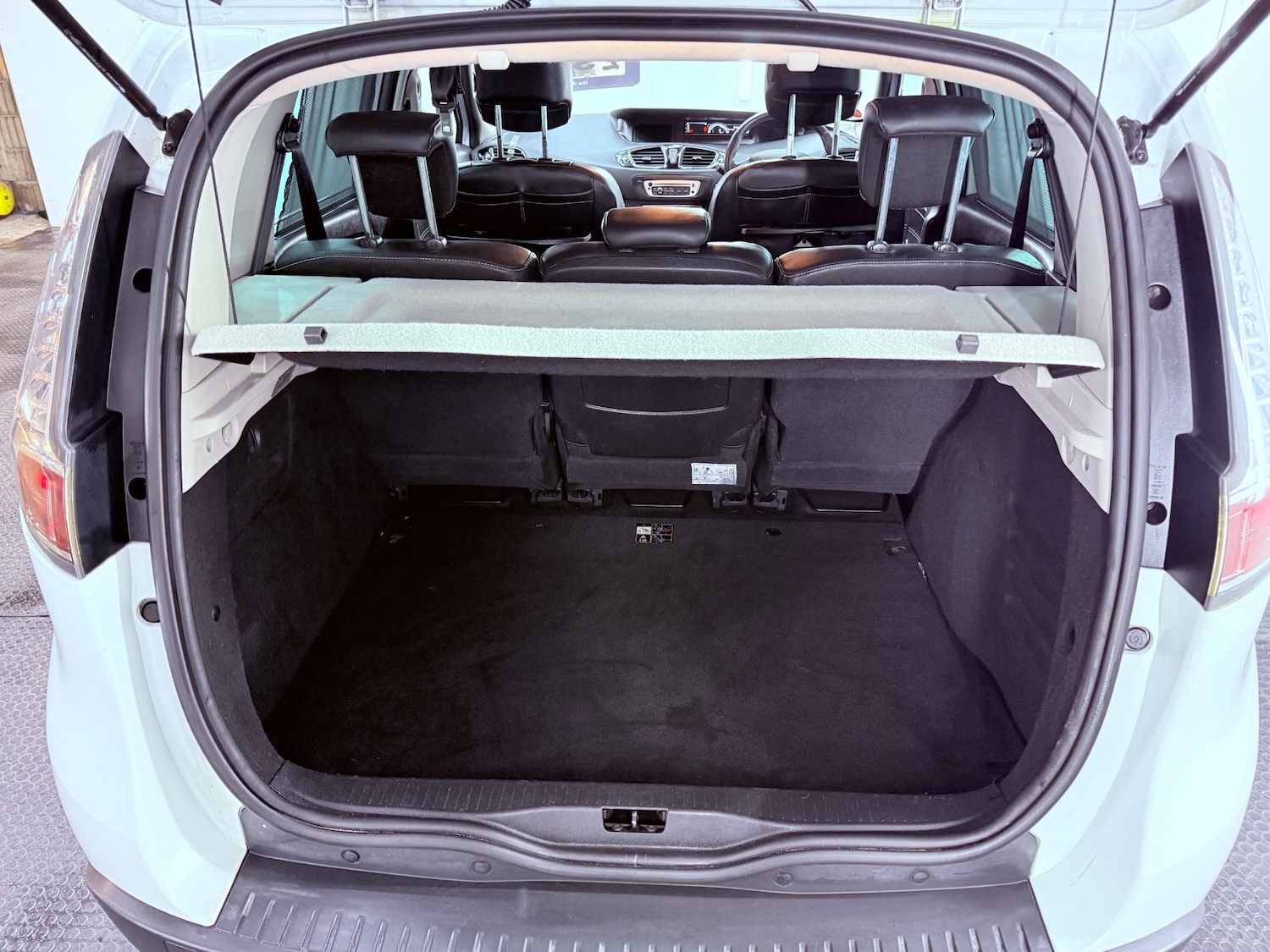 Used Renault Scenic 2015 for sale - 77282465: Photo 16