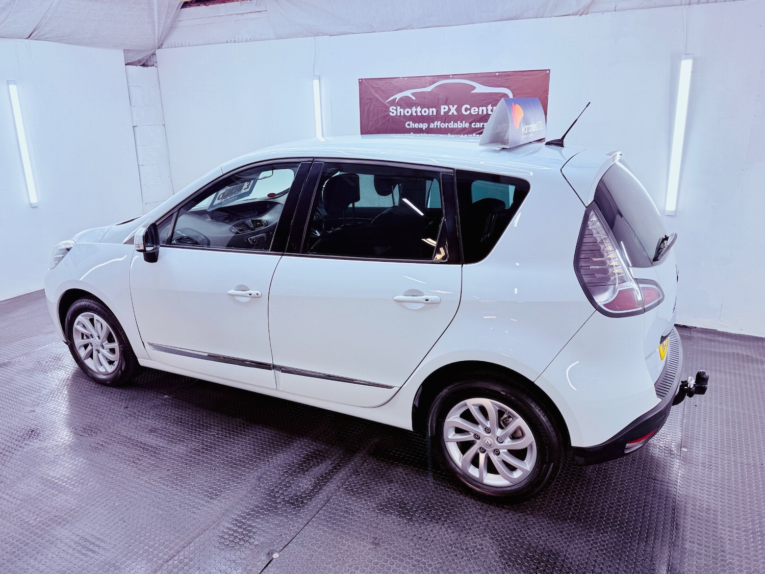 Used Renault Scenic 2015 for sale - 77282465: Photo 3