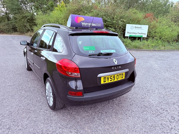 Used Renault Clio 2009 for sale - 76149033: Photo 11