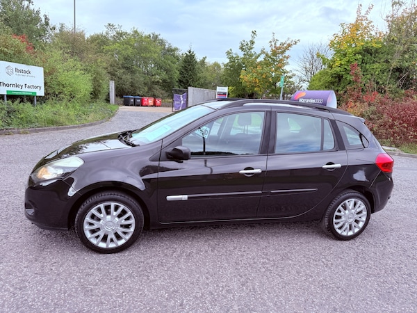 Used Renault Clio 2009 for sale - 76149033: Photo 8
