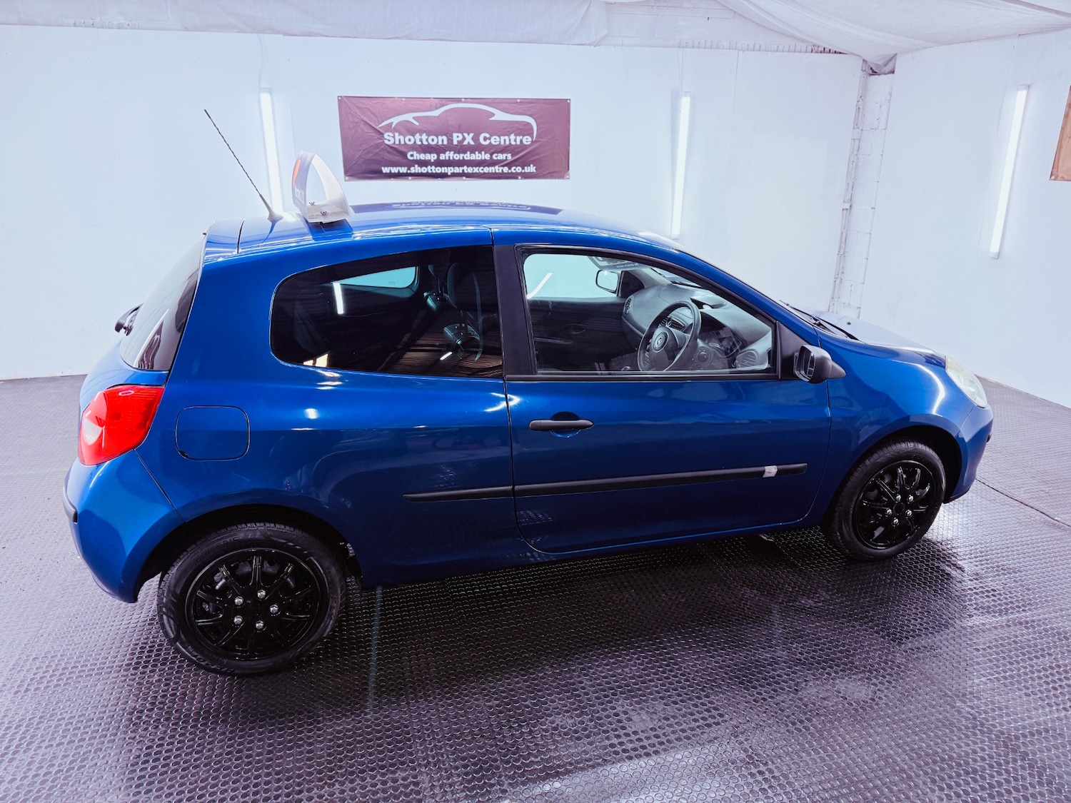 Used Renault Clio 2009 for sale - 77100183: Photo 10