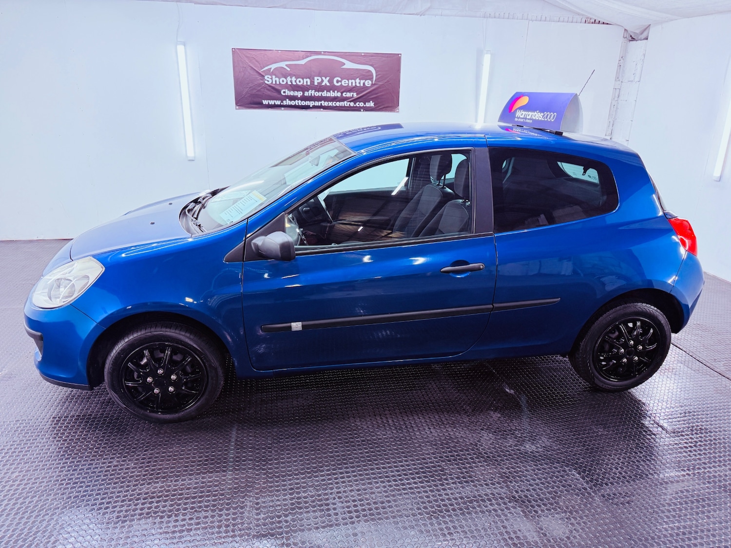 Used Renault Clio 2009 for sale - 77100183: Photo 2