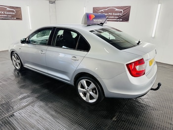 Used Skoda Rapid 2013 for sale - 78222957: Photo
