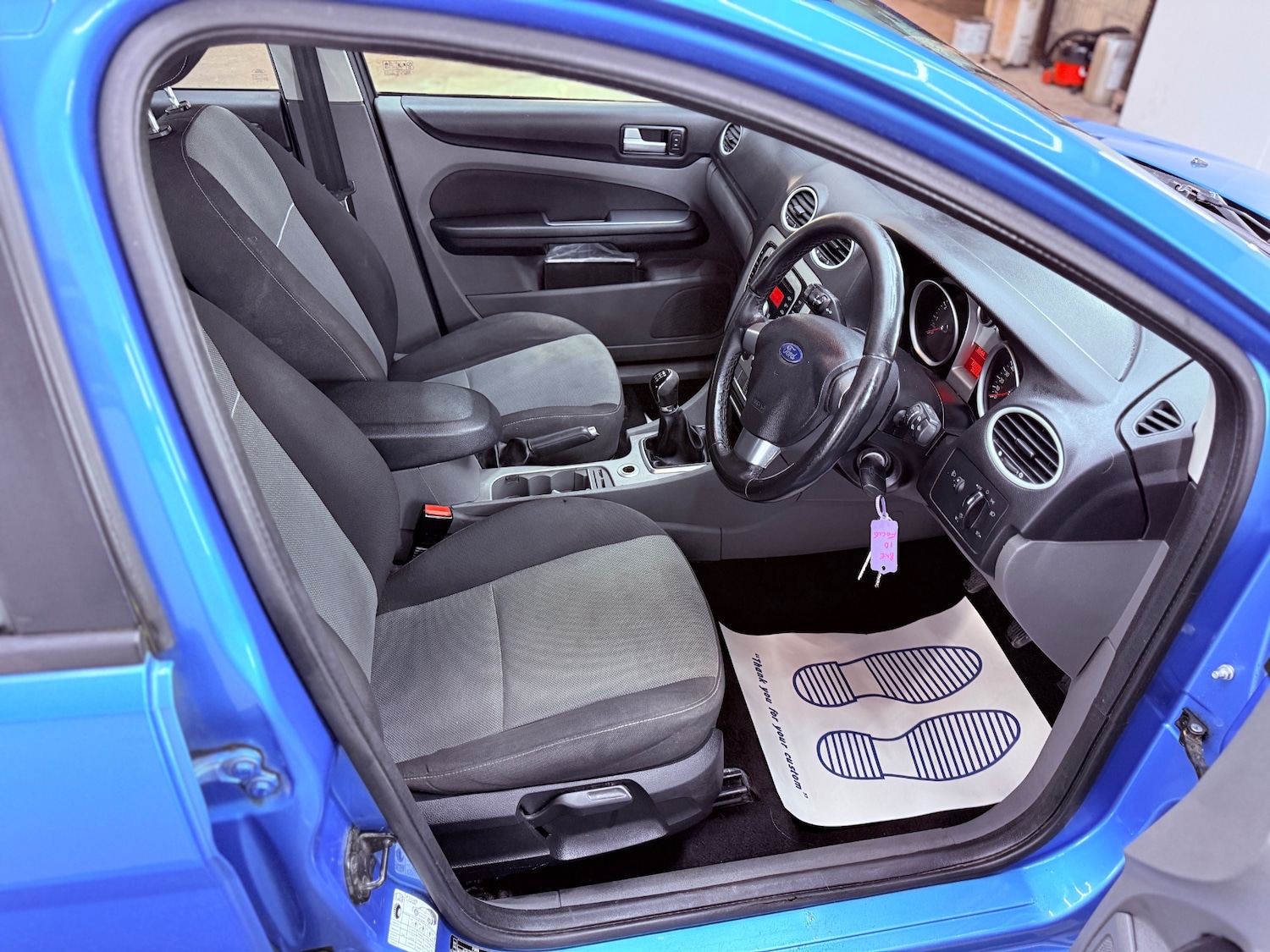 Used Ford Focus 2010 for sale - 76780425: Photo 13