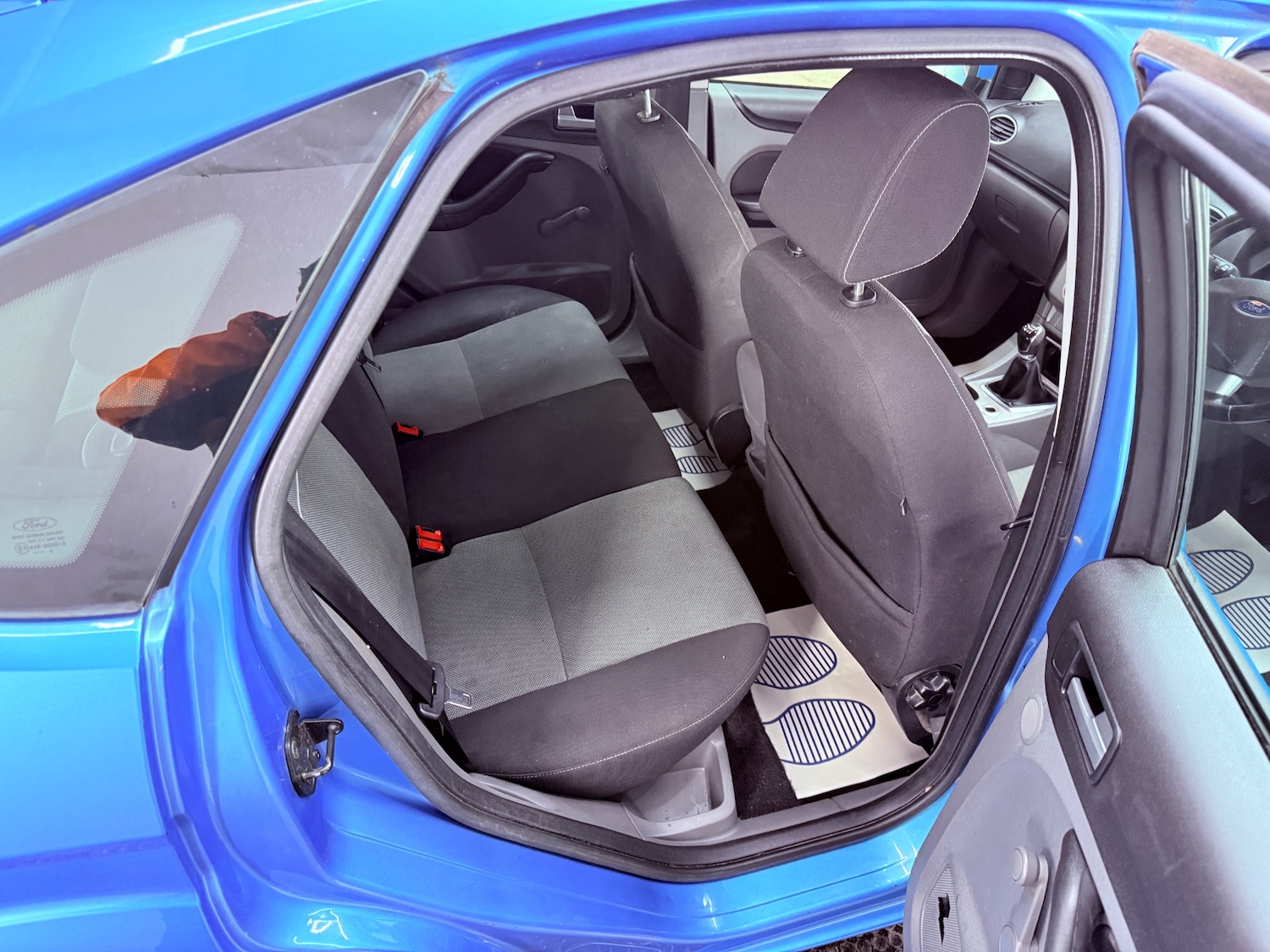 Used Ford Focus 2010 for sale - 76780425: Photo 14