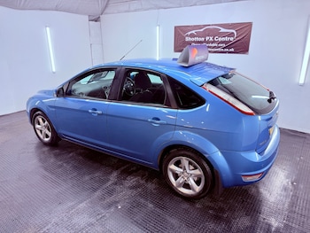 Used Ford Focus 2010 for sale - 76780425: Photo