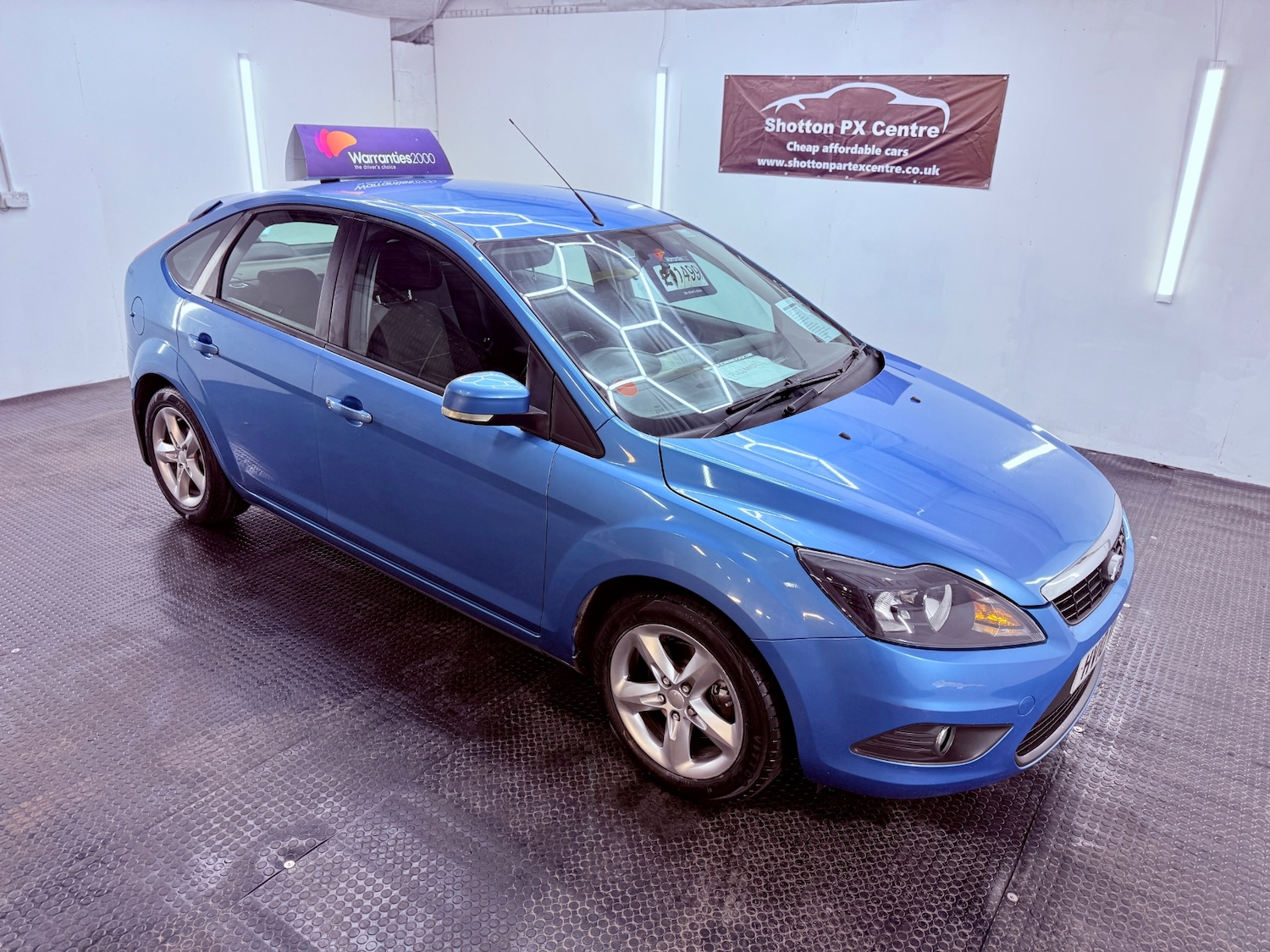 Used Ford Focus 2010 for sale - 76780425: Photo 8