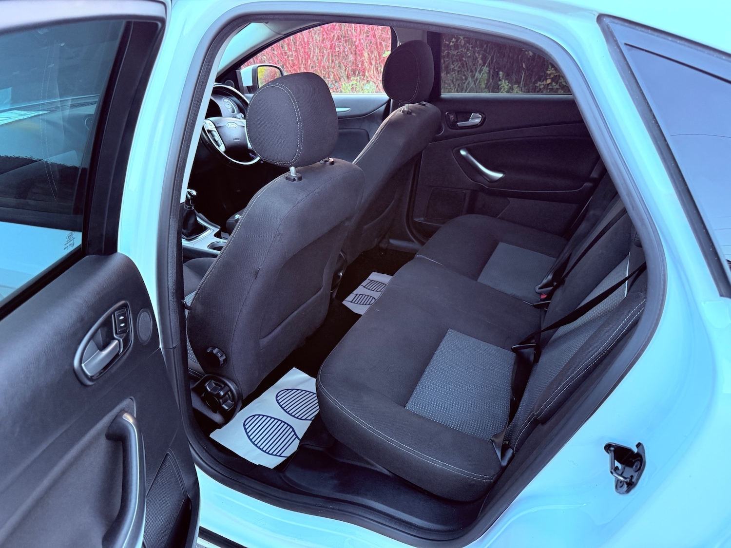 Used Ford Mondeo 2010 for sale - 76393460: Photo 14