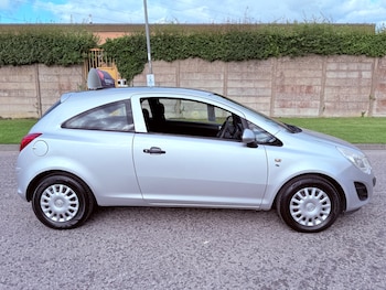 Used Vauxhall Corsa 2012 for sale - 75383057: Photo