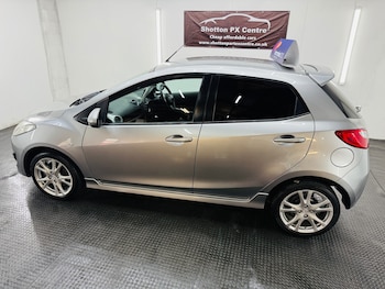 Used Mazda Mazda2 2010 for sale - 78389559: Photo