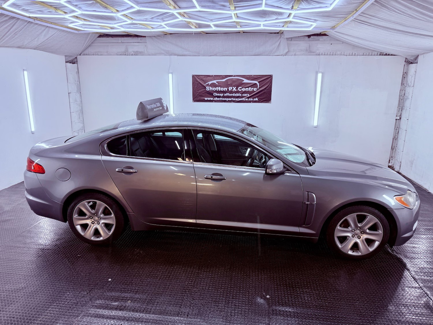 Used Jaguar XF 2008 for sale - 76736521: Photo 9