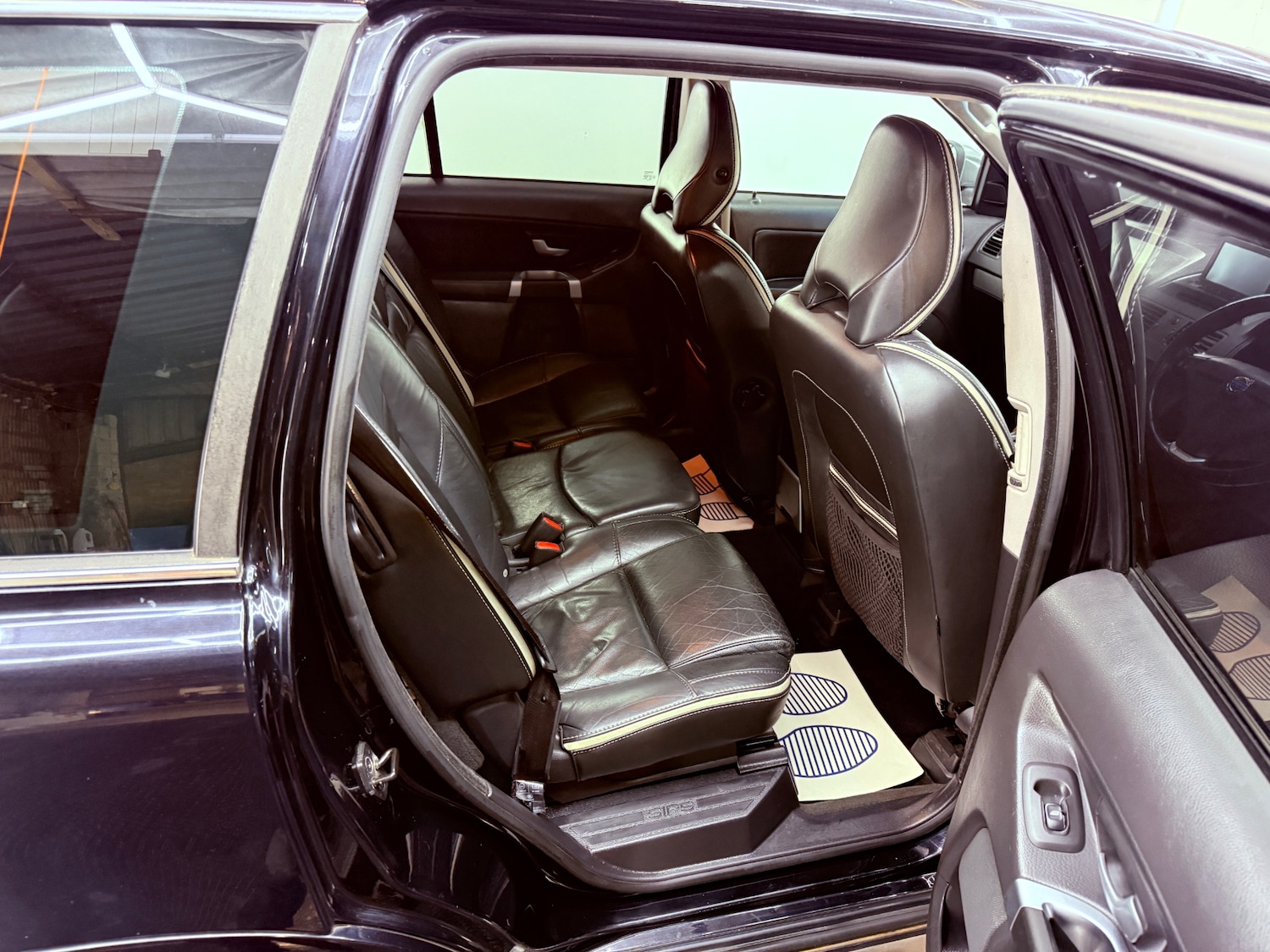 Used Volvo XC90 2010 for sale - 77729947: Photo 15