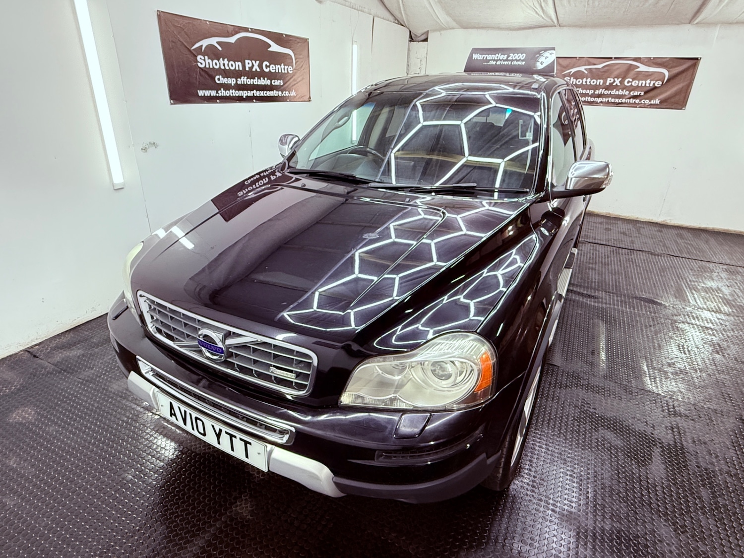 Used Volvo XC90 2010 for sale - 77729947: Photo 6