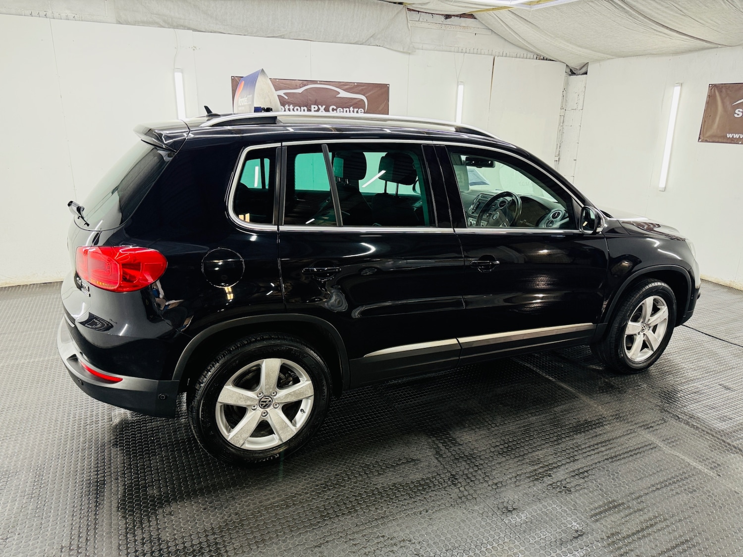 Used Volkswagen Tiguan 2012 for sale - 78094793: Photo 12