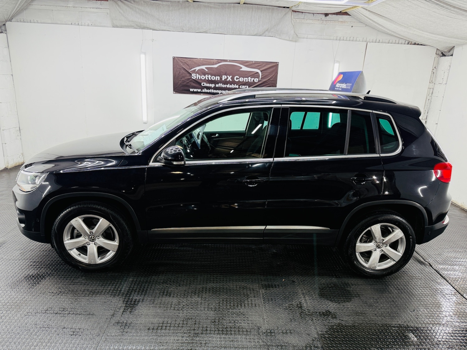 Used Volkswagen Tiguan 2012 for sale - 78094793: Photo 2