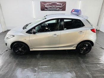 Used Mazda Mazda2 2011 for sale - 79525862: Photo