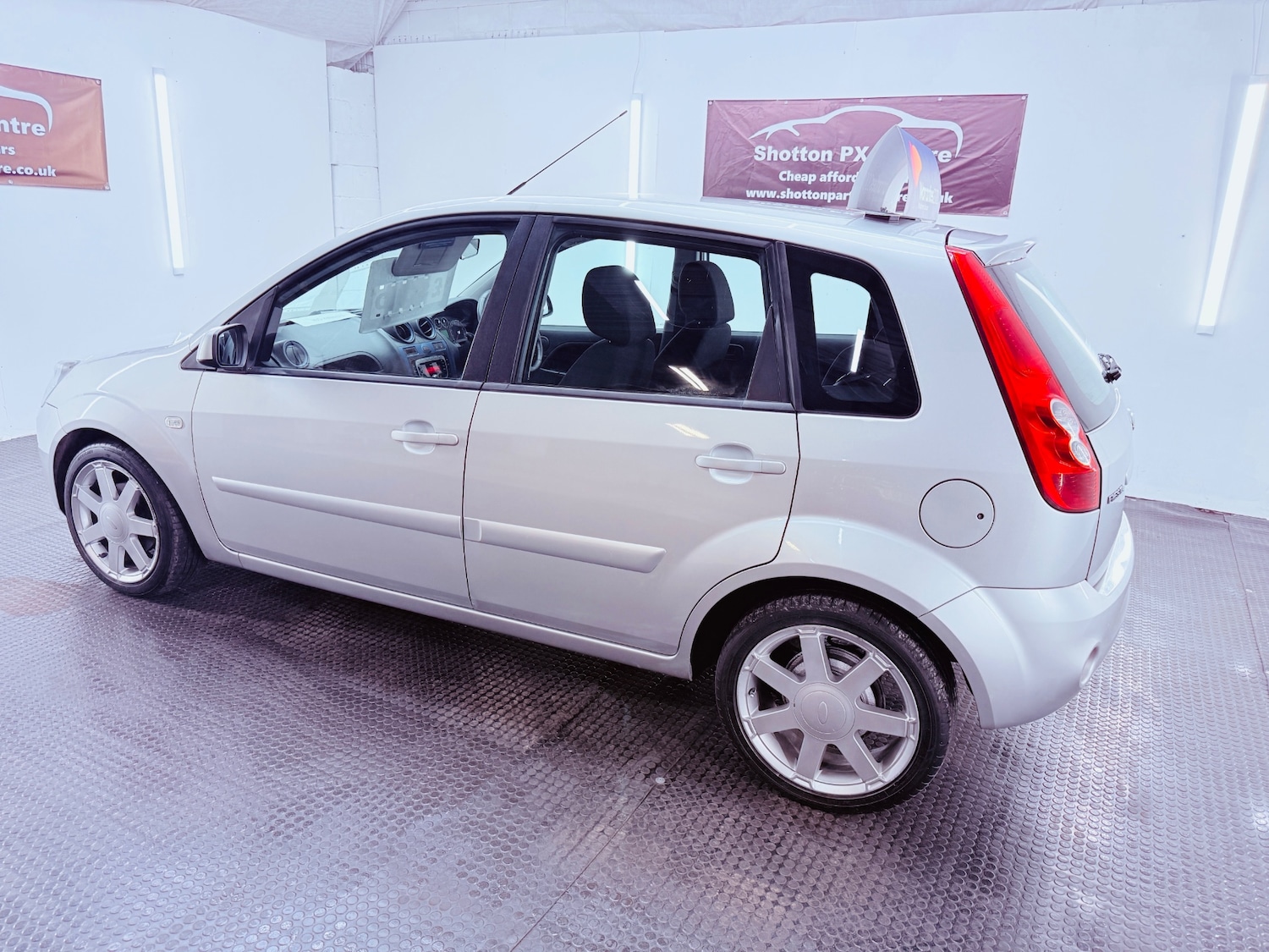 Used Ford Fiesta 2008 for sale - 76987085: Photo 3