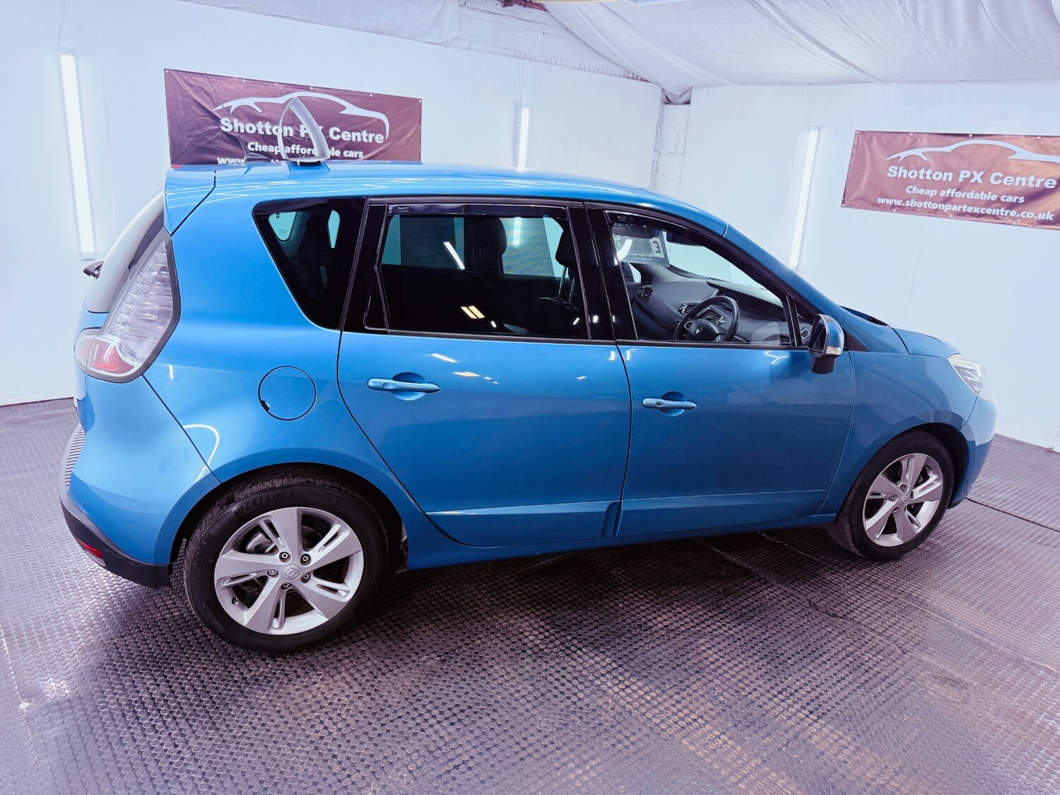 Used Renault Scenic 2012 for sale - 76861961: Photo 12