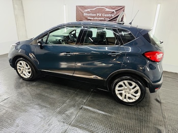 Used Renault Captur 2015 for sale - 79527156: Photo
