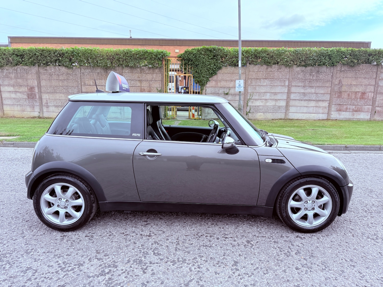 Used MINI Hatch 2006 for sale - 76595322: Photo 2