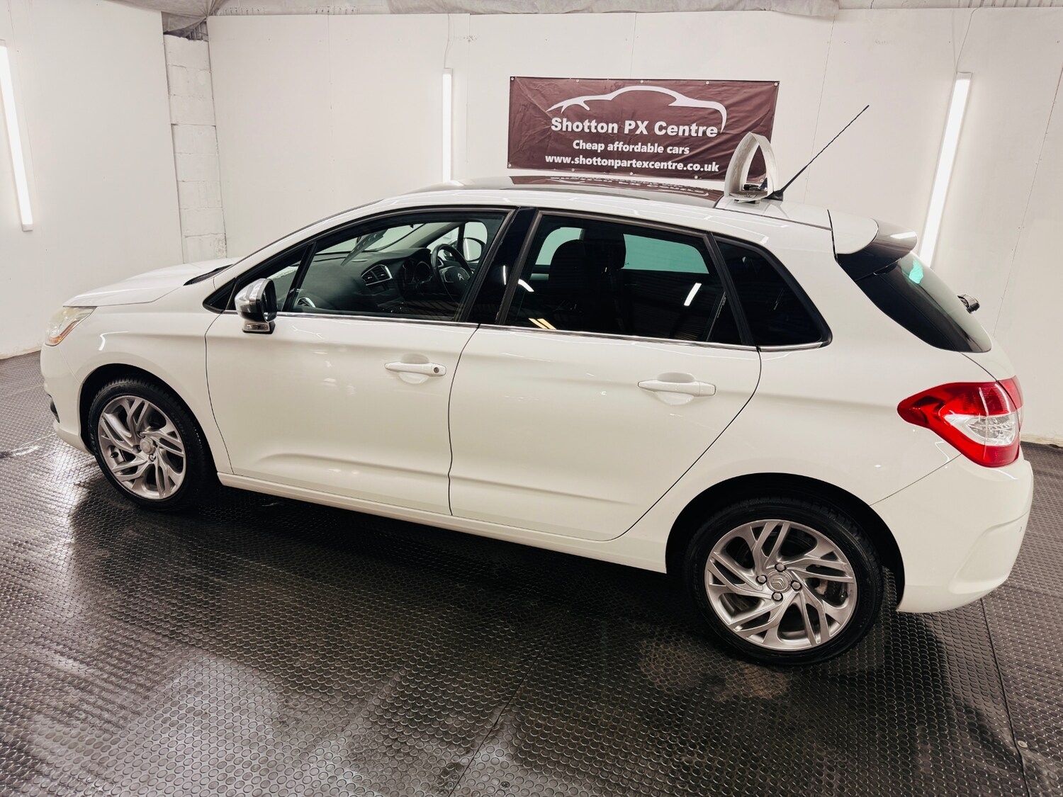 Used Citroen C4 2013 for sale - 78031946: Photo 3