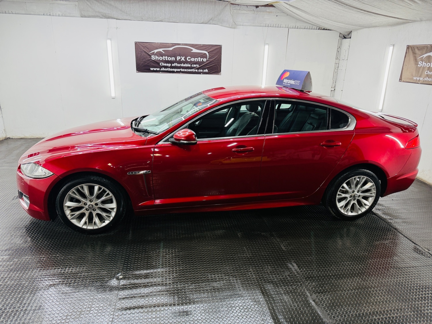 Used Jaguar XF 2012 for sale - 78031823: Photo 2