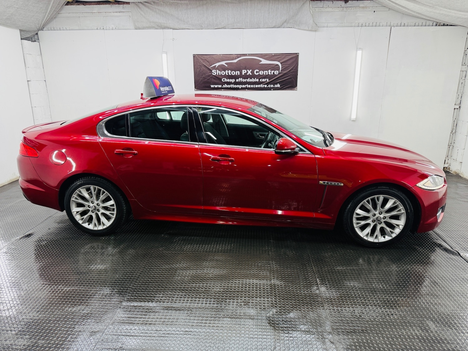 Used Jaguar XF 2012 for sale - 78031823: Photo 9