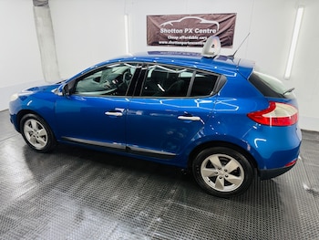 Used Renault Megane 2010 for sale - 79266662: Photo